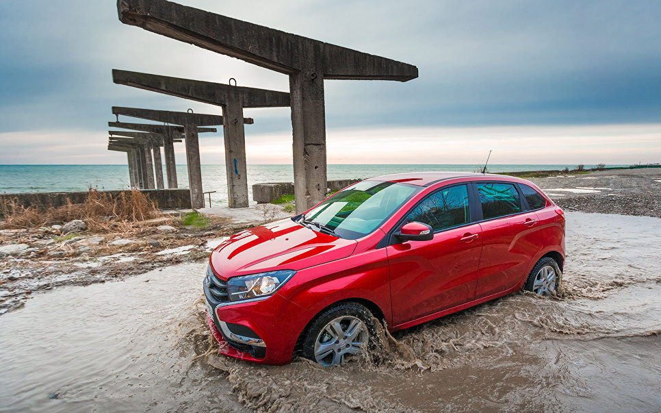 Почти 20 тысяч Lada XRAY отзывают в России - 1 изображение 1 изображение