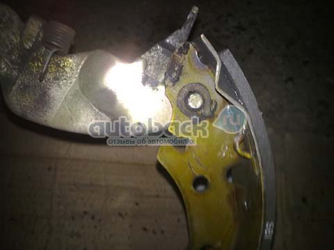 Замена задних тормозных колодок на Альмера Классик